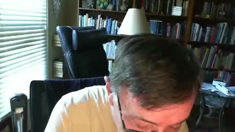 Atlhung9 online show from October 15, 2025, 9:26 pm