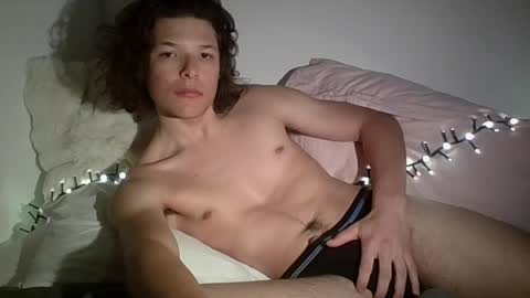 Snapshot of atome_mats chatting on April 23, 2026, 10:34 pm Atome Mats online show from April 23, 2026, 10:34 pm