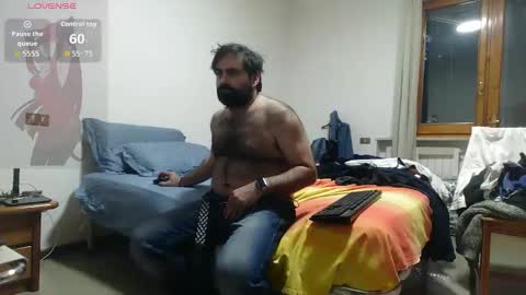 Snapshot of attila85 chatting on May 11, 2026, 6:38 pm Bleakw85 online show from May 11, 2026, 6:38 pm