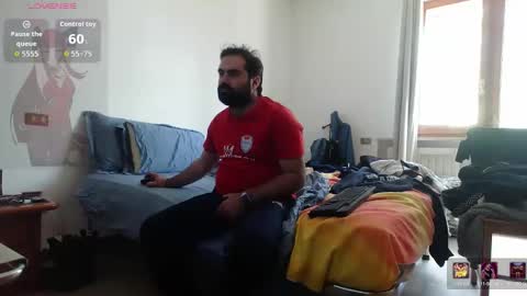 Snapshot of attila85 chatting on May 12, 2026, 2:47 pm Bleakw85 online show from May 12, 2026, 2:47 pm
