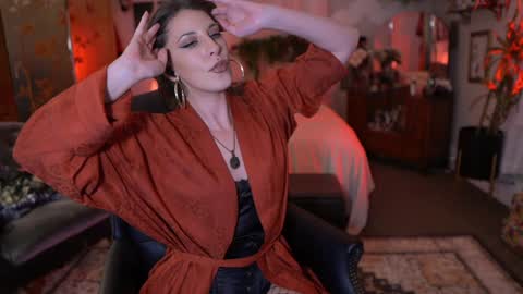 Snapshot of audrey_ chatting on December 16, 2024, 4:23 am Audrey online show from December 16, 2024, 4:23 am