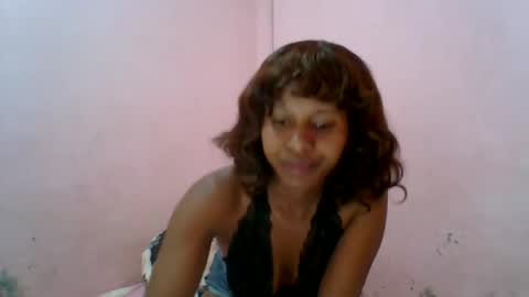 Snapshot of aurelia107 chatting on July 5, 2026, 10:50 pm aurelia107 online show from July 5, 2026, 10:50 pm