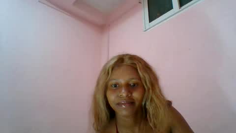 Snapshot of aurelia107 chatting on July 15, 2026, 5:23 am aurelia107 online show from July 15, 2026, 5:23 am