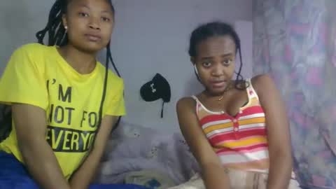 aurelie08 online show from May 16, 2026, 6:28 pm