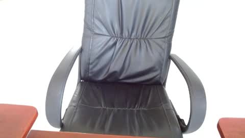 Aureliano online show from April 21, 2026, 9:39 pm