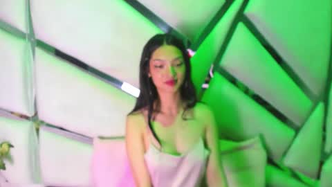 aurora online show from February 5, 2026, 3:49 pm