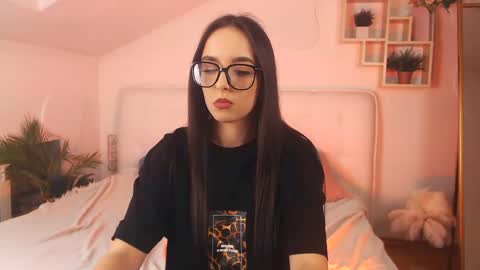 Aurora online show from February 6, 2025, 5:40 pm