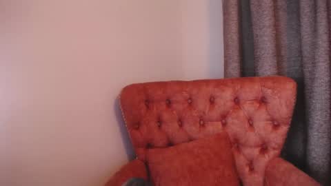 aurora_divine online show from December 19, 2024, 10:21 pm