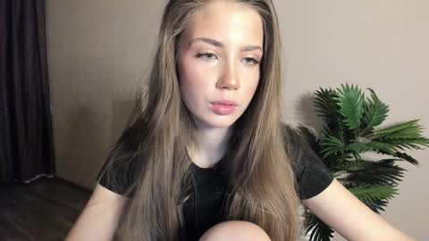 Aurora online show from January 19, 2026, 4:49 am