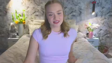 Snapshot of aurora_golden chatting on July 14, 2026, 11:16 am Kate online show from July 14, 2026, 11:16 am