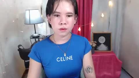 aurora xoxo online show from April 4, 2026, 4:04 pm