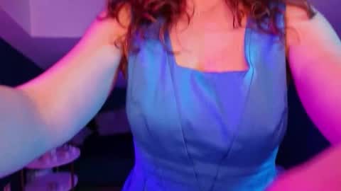 Snapshot of auroraborealis__ chatting on November 4, 2025, 6:34 am auroraborealis__ online show from November 4, 2025, 6:34 am