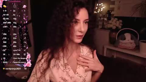 Aurora online show from February 23, 2025, 1:53 pm