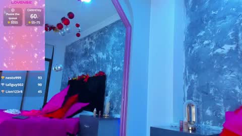 Snapshot of aurorarojas chatting on December 30, 2024, 2:20 am Aurora Rojas online show from December 30, 2024, 2:20 am