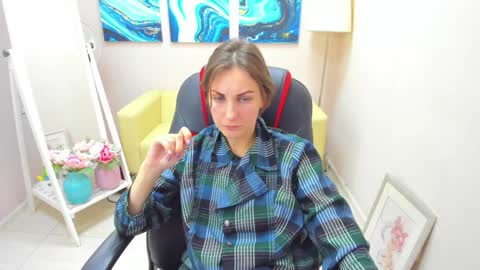 Aurora online show from February 1, 2025, 5:37 pm