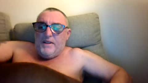 Snapshot of aussie_ozzie chatting on July 6, 2026, 2:03 pm aussie_ozzie online show from July 6, 2026, 2:03 pm
