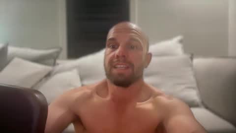 aussieboycal online show from April 5, 2026, 11:29 am