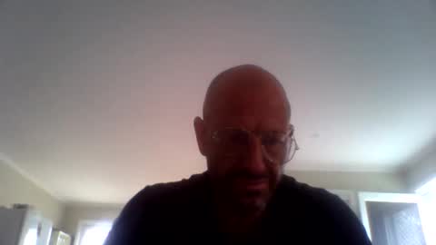 aussieguy59660 online show from October 27, 2025, 5:22 am
