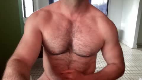 Snapshot of aussiemuscledad chatting on December 16, 2025, 10:04 pm AussieMuscleDad online show from December 16, 2025, 10:04 pm
