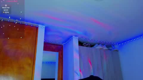 A online show from September 13, 2025, 12:21 am