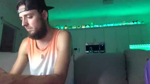 Snapshot of austincutieyes chatting on October 2, 2025, 1:01 am AudiEna online show from October 2, 2025, 1:01 am