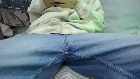 austinreeds online show from November 6, 2025, 12:06 pm