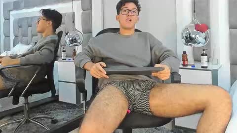 austinreeds online show from February 24, 2026, 3:43 pm