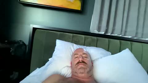 austintoner85 online show from October 15, 2025, 8:42 pm