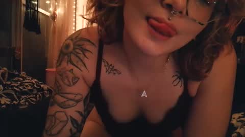 Snapshot of autierains chatting on February 10, 2026, 3:21 am Autie 3 online show from February 10, 2026, 3:21 am