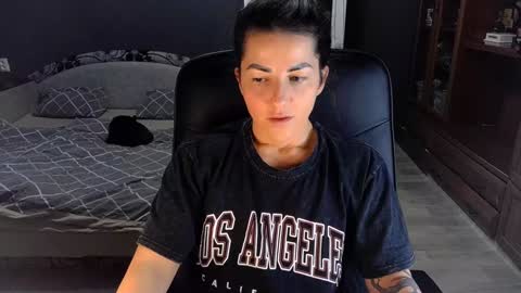 Snapshot of ava__doll chatting on January 21, 2025, 1:43 pm Ava online show from January 21, 2025, 1:43 pm