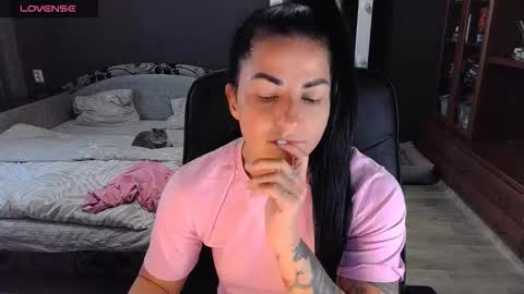 Snapshot of ava__doll chatting on November 22, 2025, 10:58 am Ava online show from November 22, 2025, 10:58 am