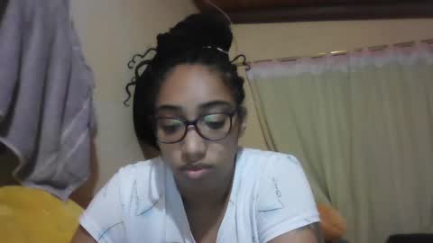 Snapshot of ava_f0xy chatting on January 3, 2025, 12:33 am Ava Jordana online show from January 3, 2025, 12:33 am