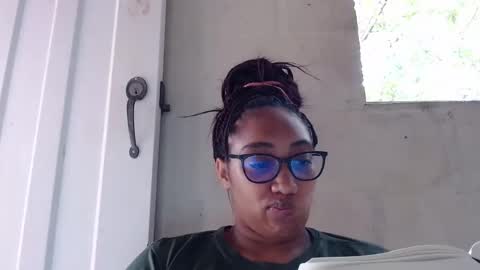 Snapshot of ava_f0xy chatting on November 18, 2025, 8:35 pm Ava Jordana online show from November 18, 2025, 8:35 pm