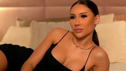 Ava online show from May 21, 2026, 2:51 am