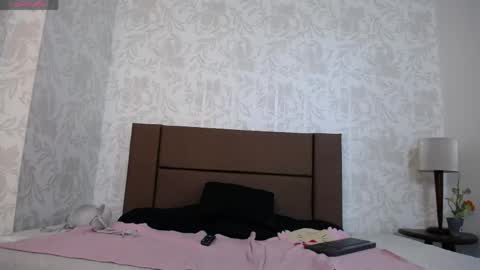 Snapshot of ava_raye chatting on May 23, 2026, 6:34 pm Ava online show from May 23, 2026, 6:34 pm