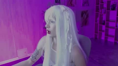 Ava nonude online show from October 12, 2025, 7:51 am