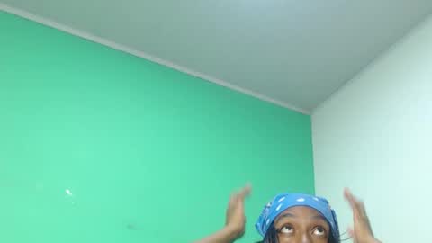 avalericherrycm101 online show from November 2, 2025, 3:53 am