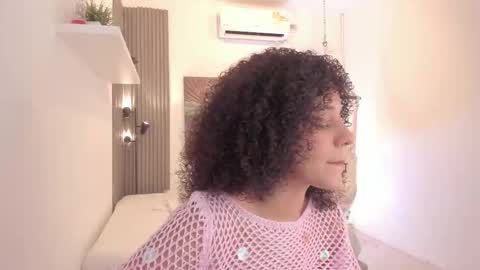 Snapshot of avalon_badger chatting on February 11, 2026, 7:52 pm Avalon online show from February 11, 2026, 7:52 pm