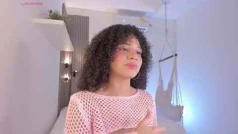 Snapshot of avalon_badger chatting on February 19, 2026, 7:43 pm Avalon online show from February 19, 2026, 7:43 pm