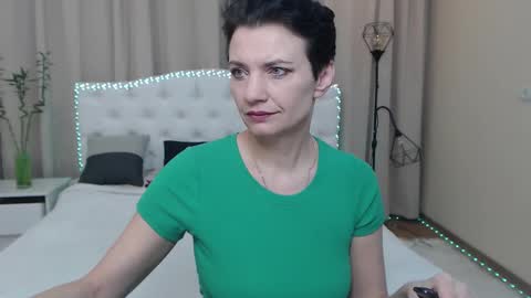 avasaturnian online show from February 1, 2026, 8:13 am