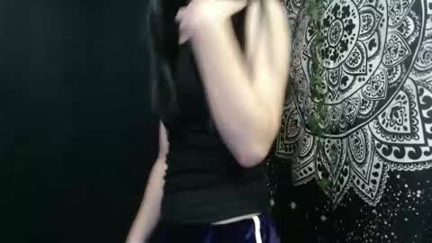 Snapshot of ave_tt chatting on October 20, 2025, 6:52 pm ave_tt online show from October 20, 2025, 6:52 pm