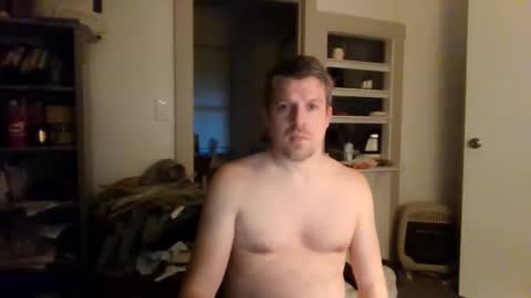 Snapshot of avenger8248 chatting on May 27, 2026, 12:51 am Avenger online show from May 27, 2026, 12:51 am