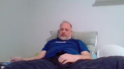 Snapshot of averagegreg chatting on March 27, 2026, 5:01 pm Greg online show from March 27, 2026, 5:01 pm