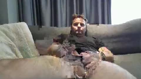 averagejoe2025 online show from September 19, 2025, 12:12 am