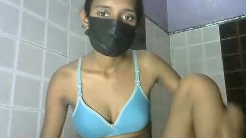 Snapshot of avery_lust01 chatting on April 28, 2026, 6:40 am avery_lust01 online show from April 28, 2026, 6:40 am