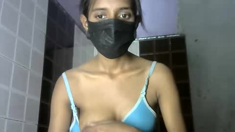 Snapshot of avery_lust01 chatting on May 25, 2026, 5:57 am avery_lust01 online show from May 25, 2026, 5:57 am