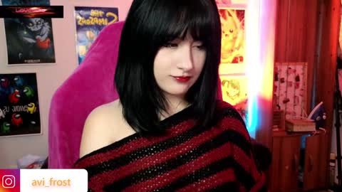 Saraaaa independent model 3 online show from January 9, 2025, 8:55 am