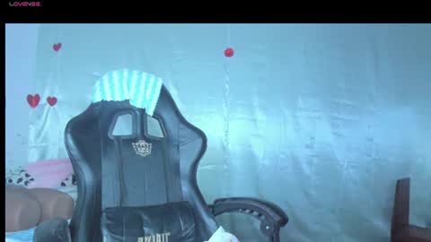 Snapshot of avril_jonson chatting on July 9, 2026, 11:42 pm avril_jonson online show from July 9, 2026, 11:42 pm
