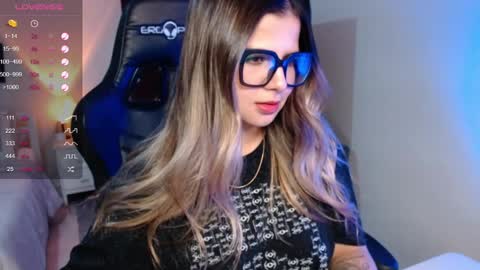 Snapshot of avrill_morgan chatting on May 20, 2026, 6:14 pm Avrill Morgan online show from May 20, 2026, 6:14 pm
