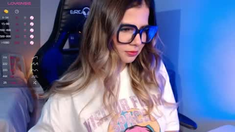 Snapshot of avrill_morgan chatting on May 25, 2026, 6:25 pm Avrill Morgan online show from May 25, 2026, 6:25 pm